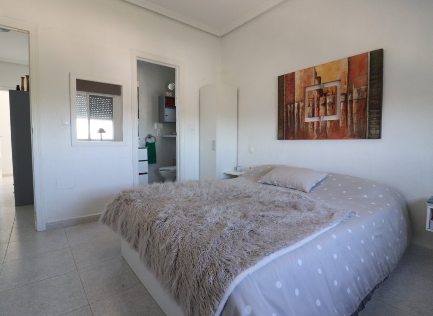 Resale - Villa - Algorfa - Lomas de La Juliana