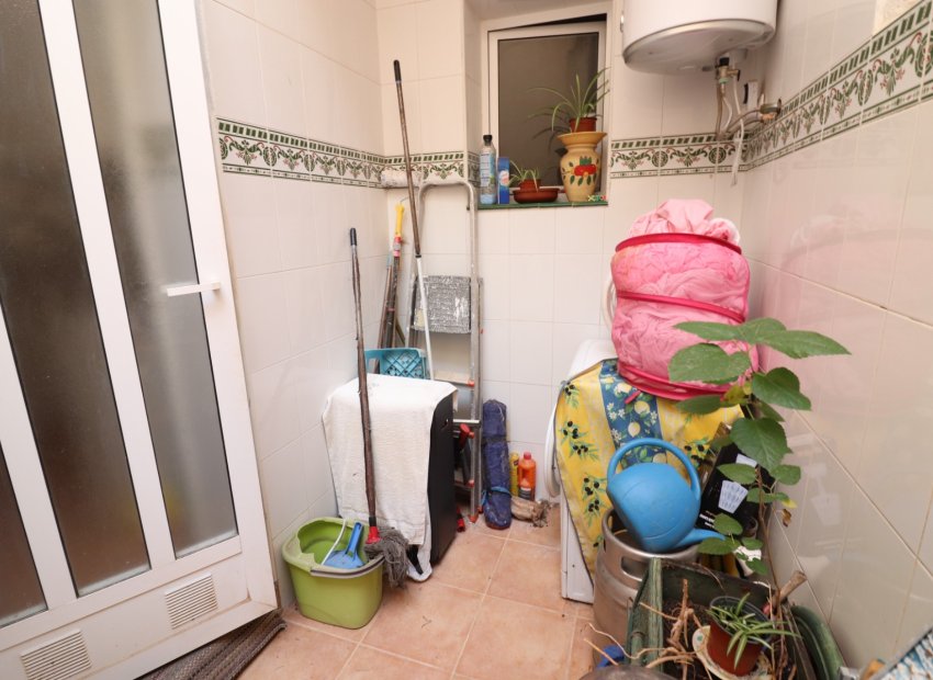 Resale - Villa - Algorfa - Montebello