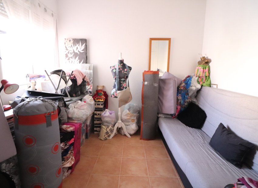 Resale - Villa - Algorfa - Montebello