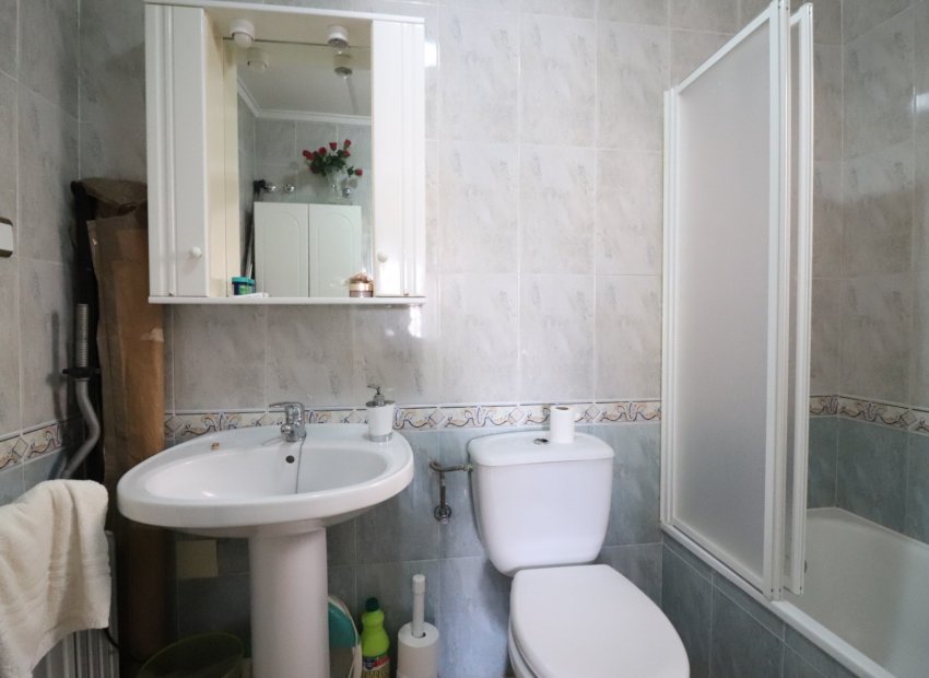 Resale - Villa - Algorfa - Montebello