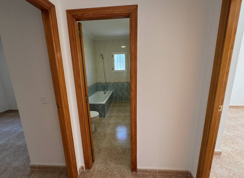 Resale - Villa - Algorfa - Montemar