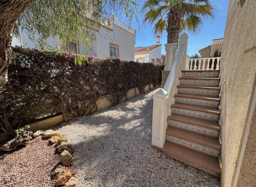 Resale - Villa - Algorfa - Montemar