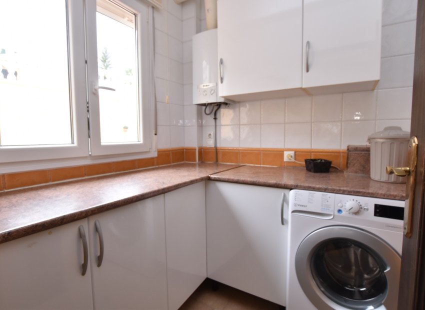 Resale - Villa - Algorfa - Montemar