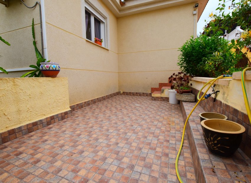 Resale - Villa - Algorfa - Montemar