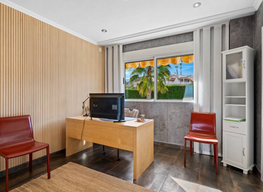 Resale - Villa - Algorfa - Montemar