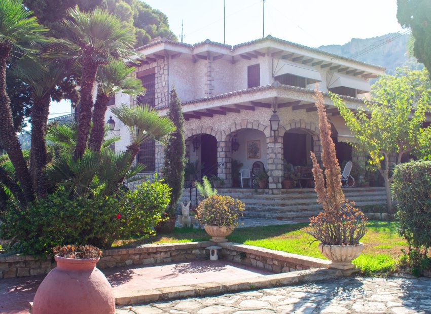 Resale - Villa - Alicante - Albufereta