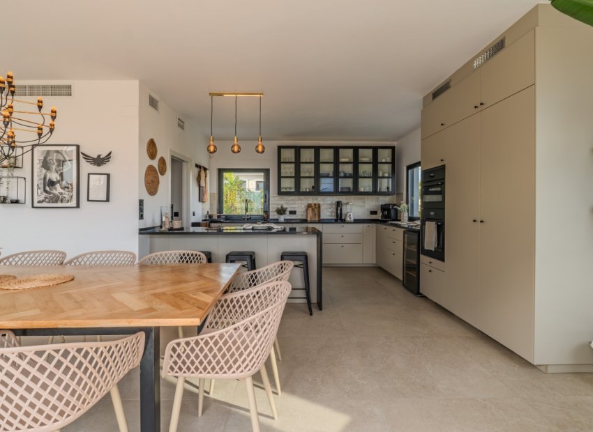 Resale - Villa - Alicante - Cabo de las Huertas