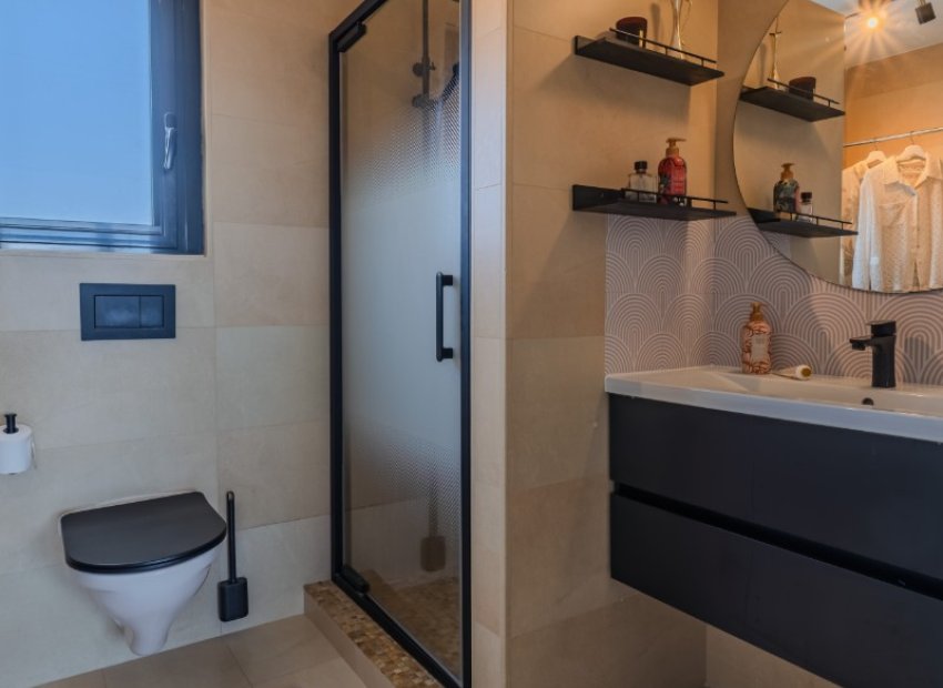 Resale - Villa - Alicante - Cabo de las Huertas