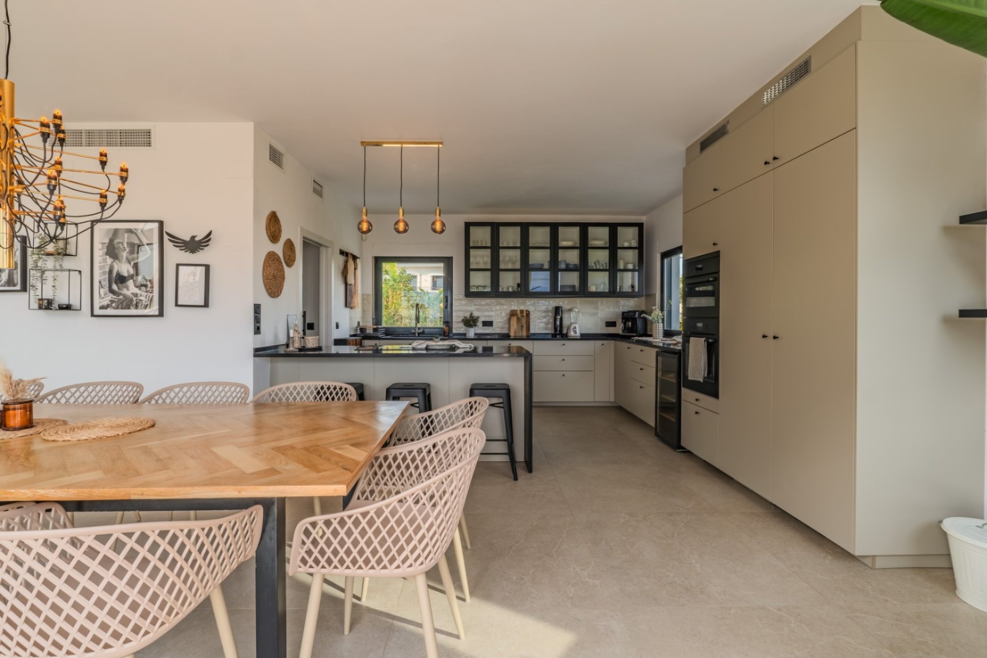 Resale - Villa - Alicante - Cabo de las Huertas