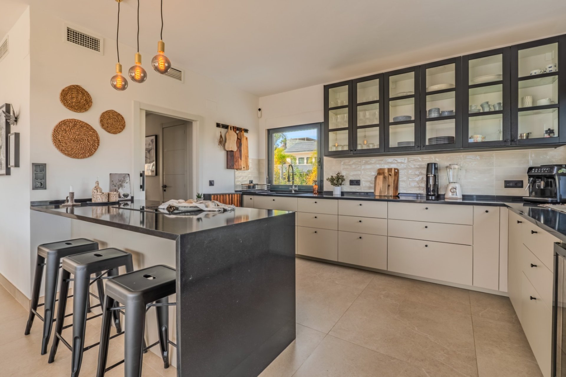 Resale - Villa - Alicante - Cabo de las Huertas