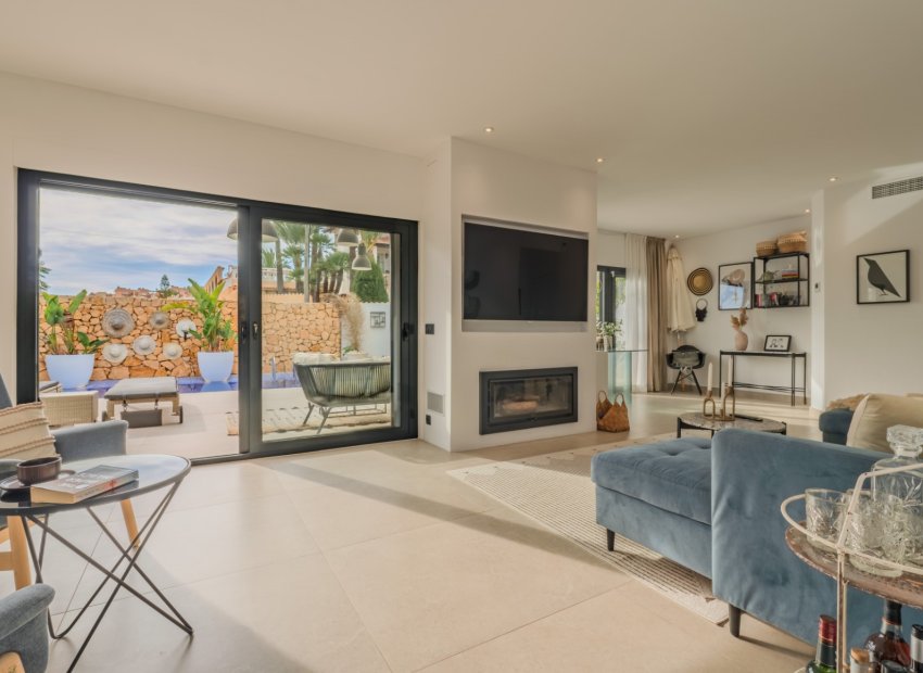 Resale - Villa - Alicante - Cabo de las Huertas