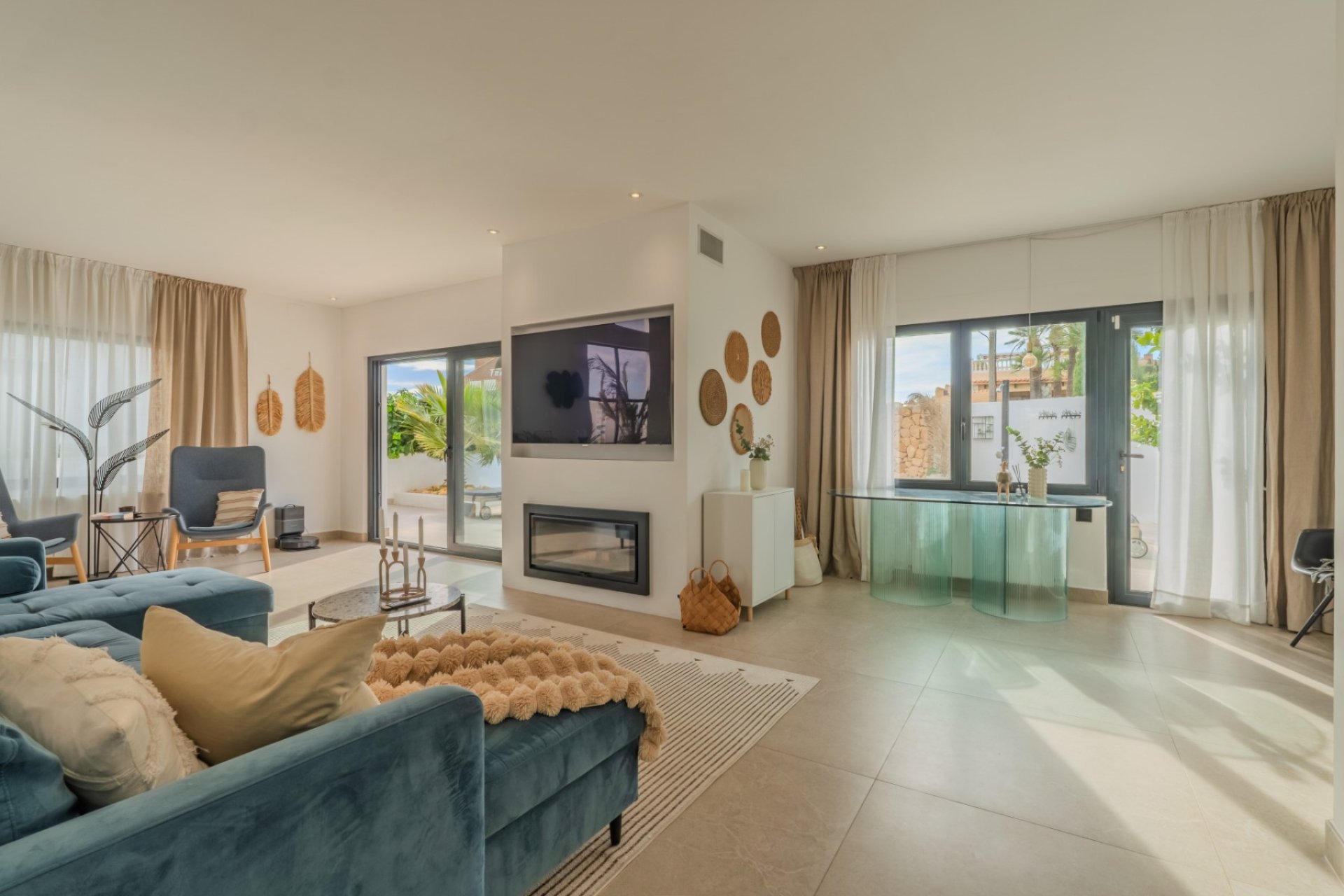 Resale - Villa - Alicante - Cabo de las Huertas
