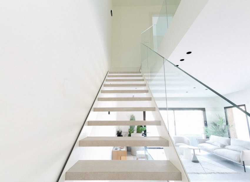 Resale - Villa - Alicante - Center