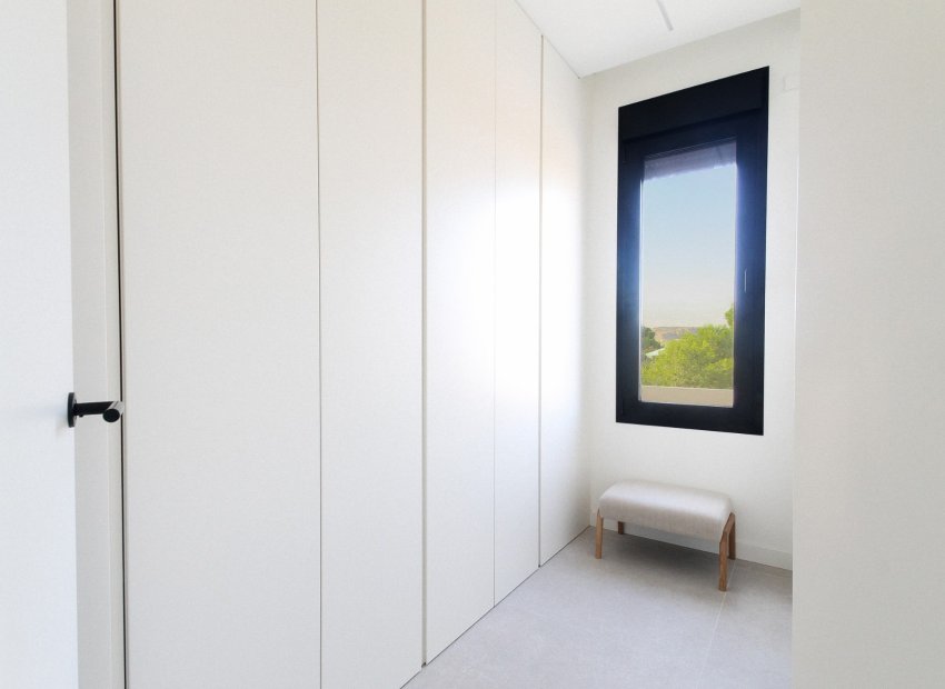 Resale - Villa - Alicante - Center