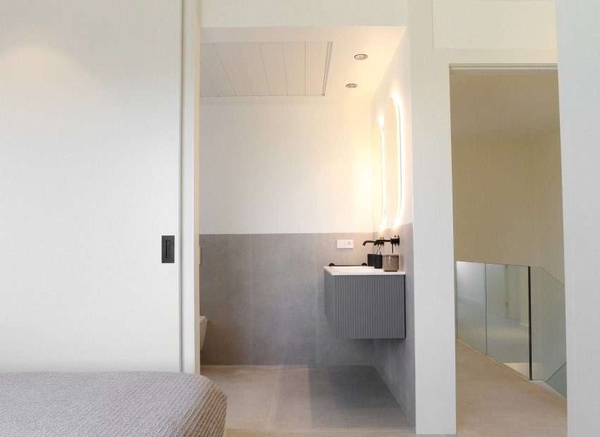 Resale - Villa - Alicante - Center