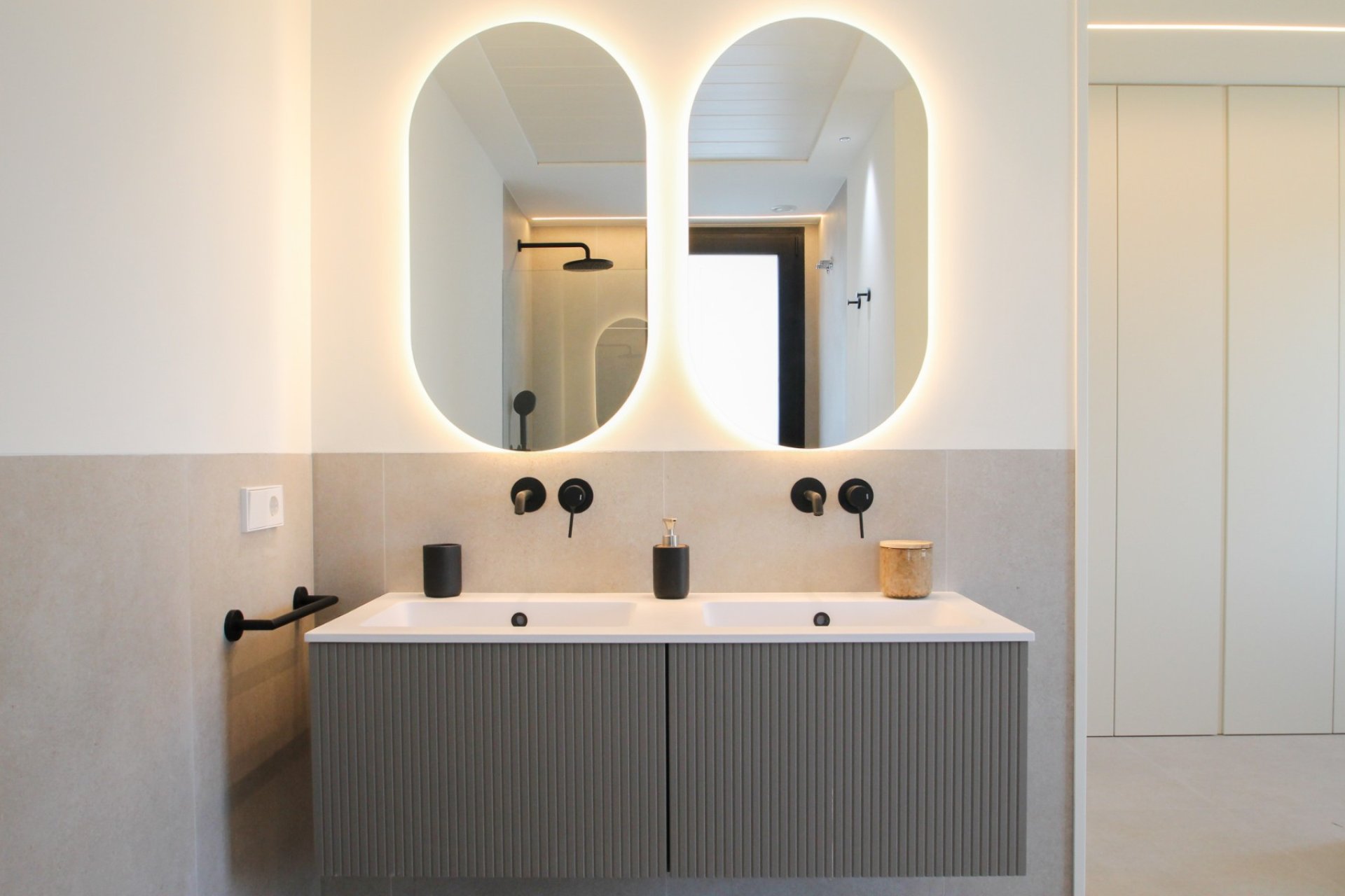 Resale - Villa - Alicante - Center