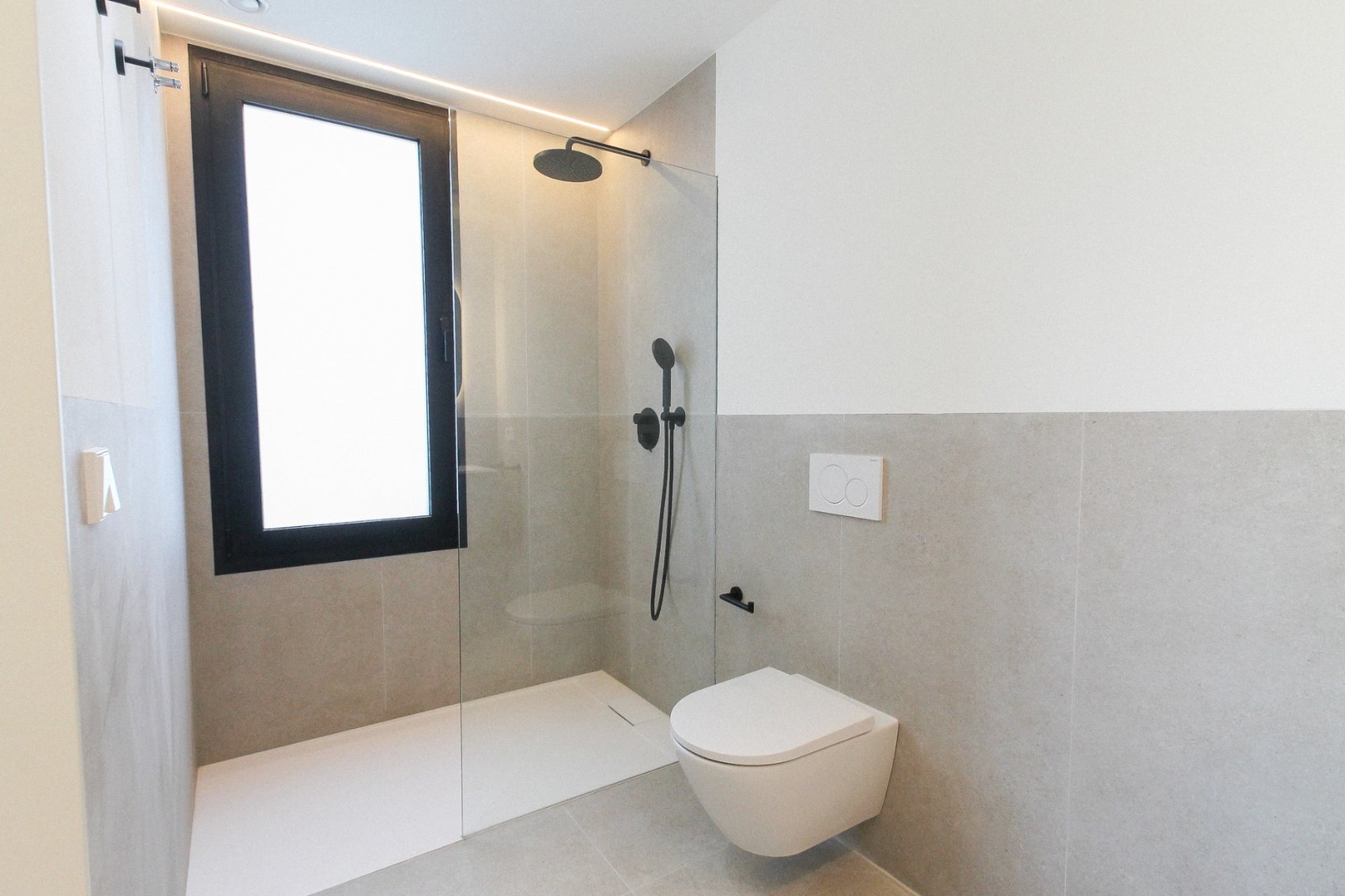 Resale - Villa - Alicante - Center