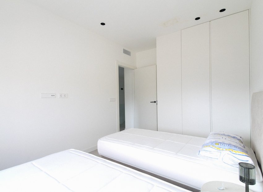 Resale - Villa - Alicante - Center