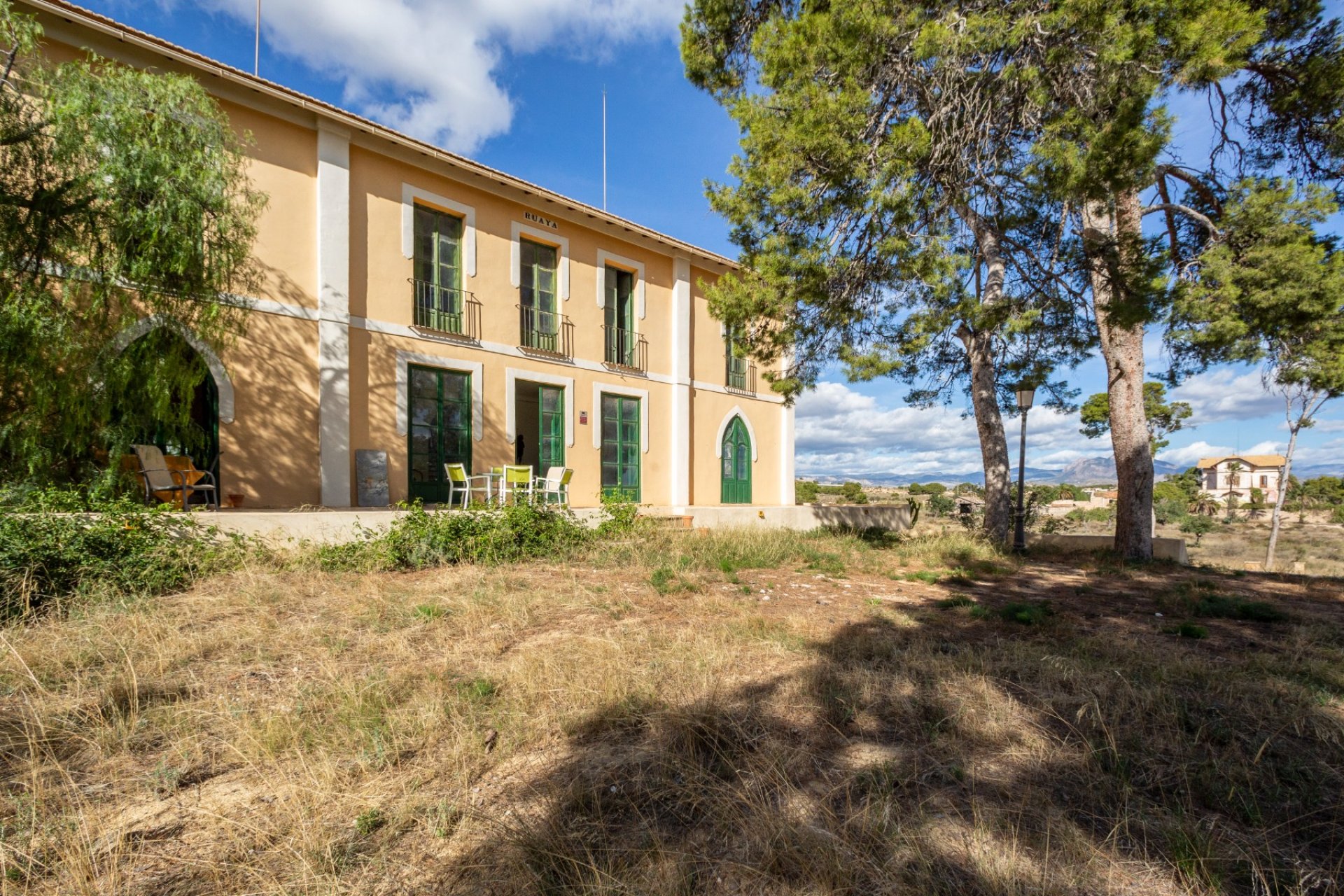 Resale - Villa - Alicante - Center