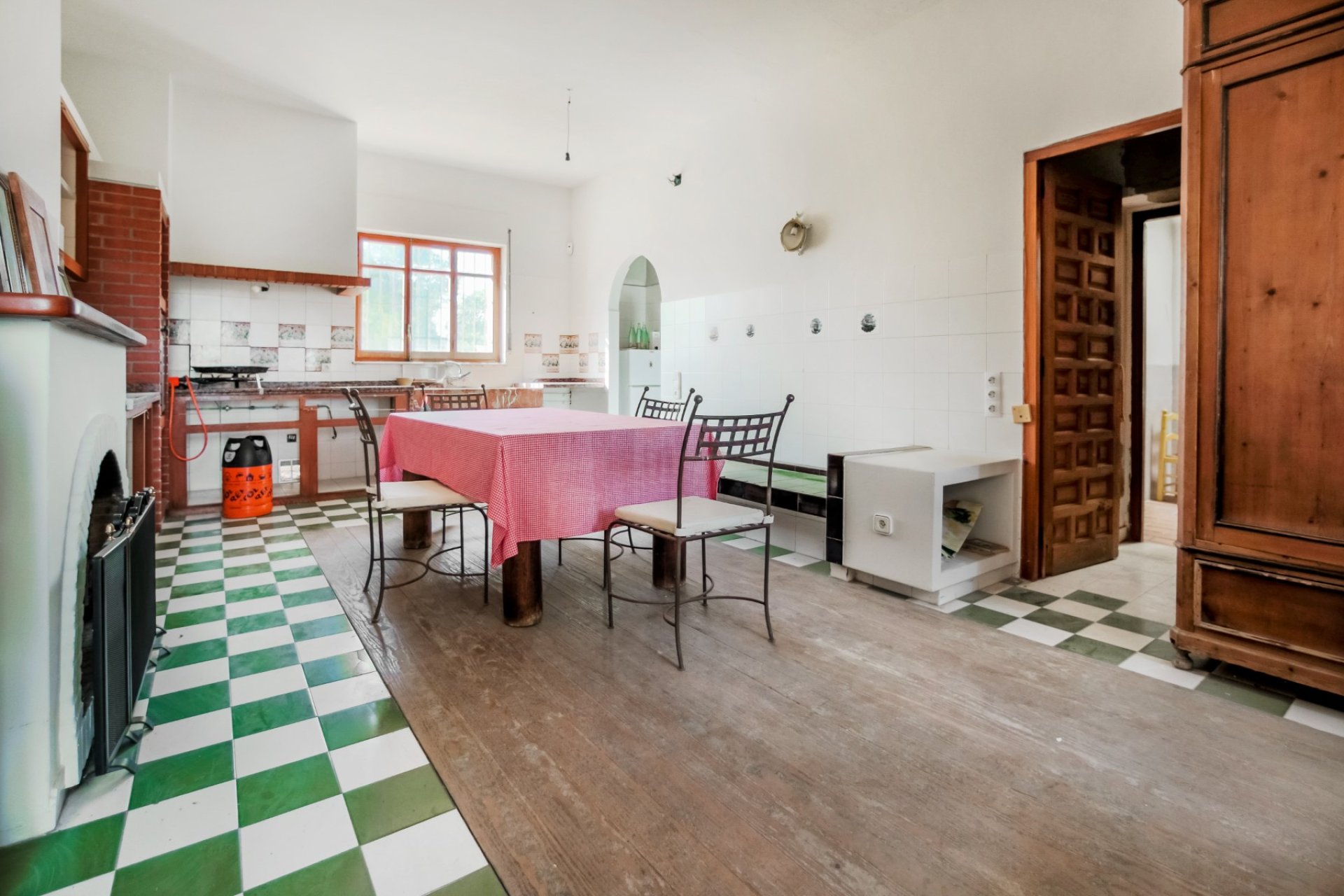 Resale - Villa - Alicante - Center