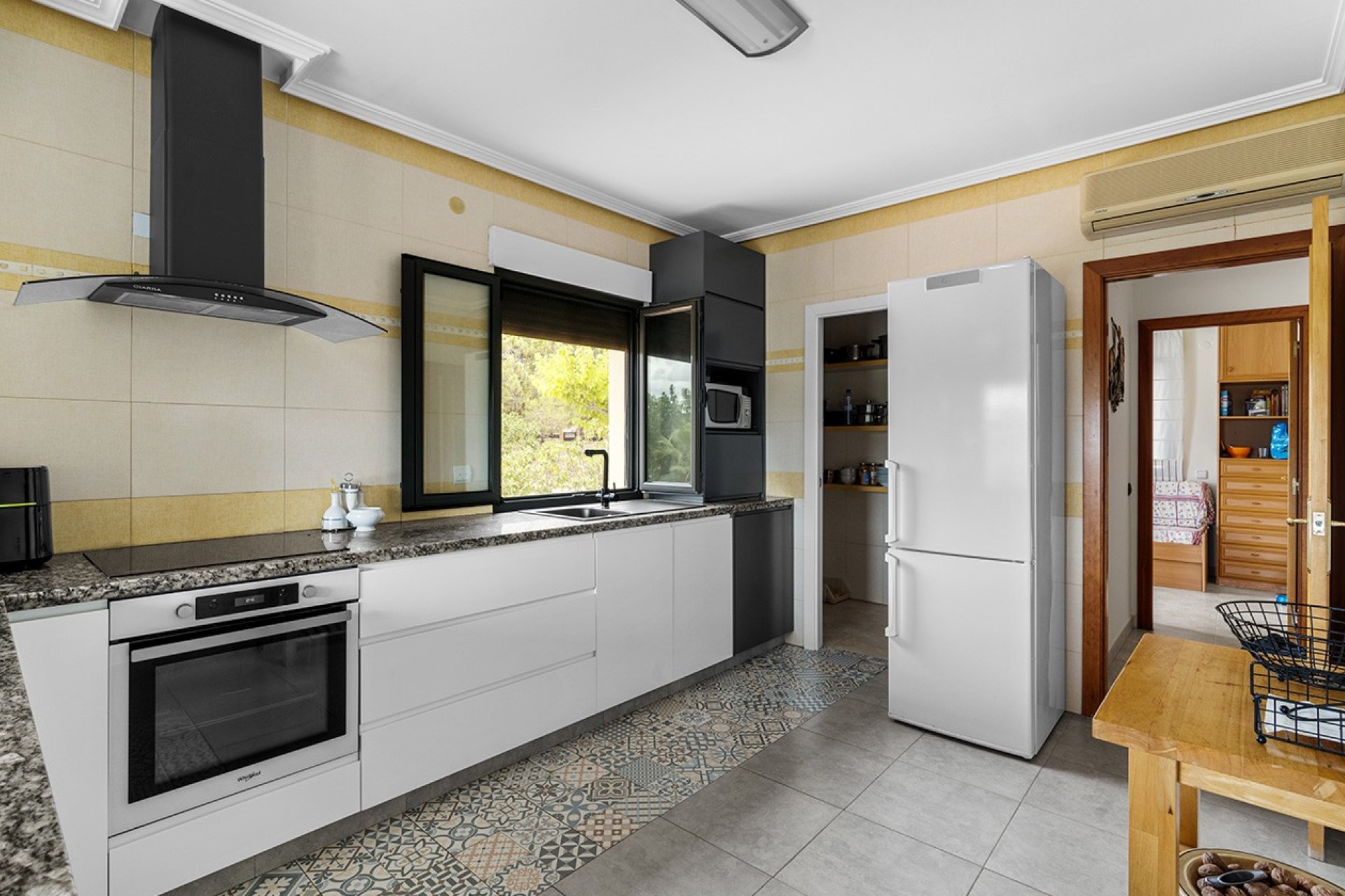 Resale - Villa - Alicante - Rebolledo