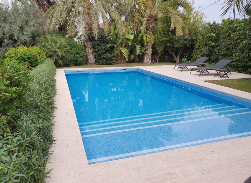 Resale - Villa - Alicante - Vistahermosa