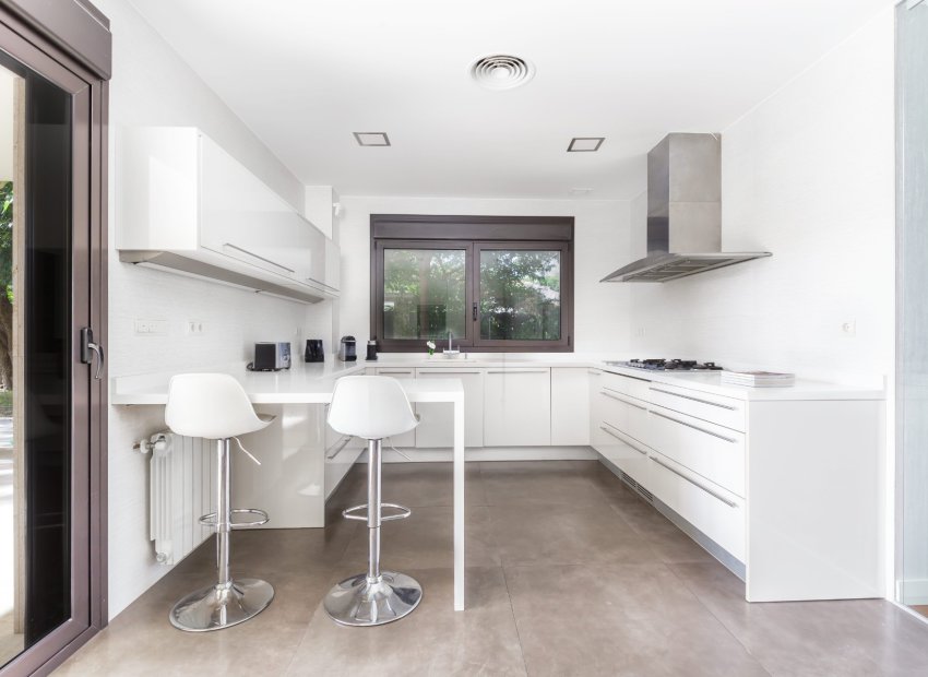 Resale - Villa - Alicante - Vistahermosa