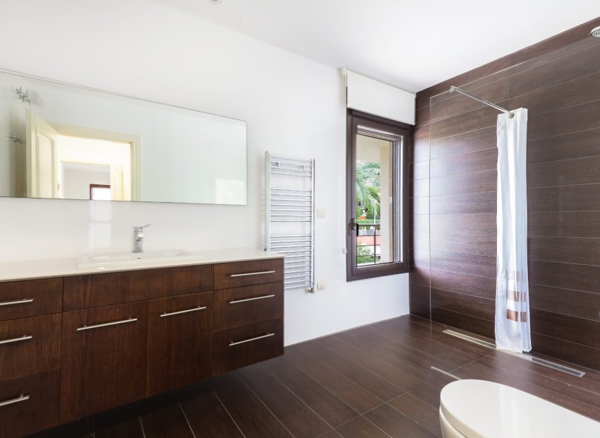 Resale - Villa - Alicante - Vistahermosa