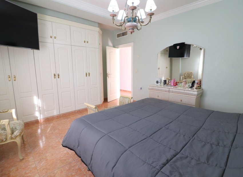 Resale - Villa - Almoradi - El Saladar