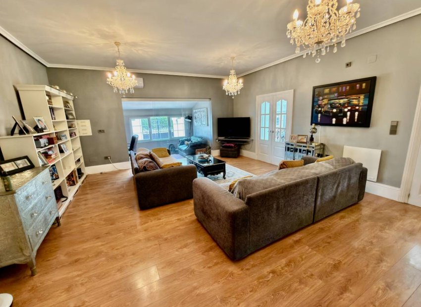 Resale - Villa - Almoradí - Heredades