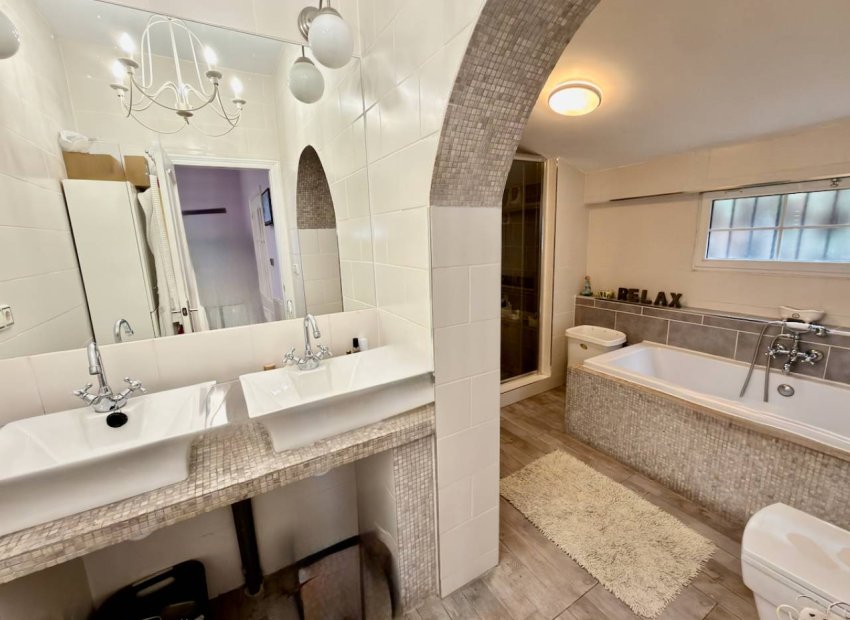 Resale - Villa - Almoradí - Heredades