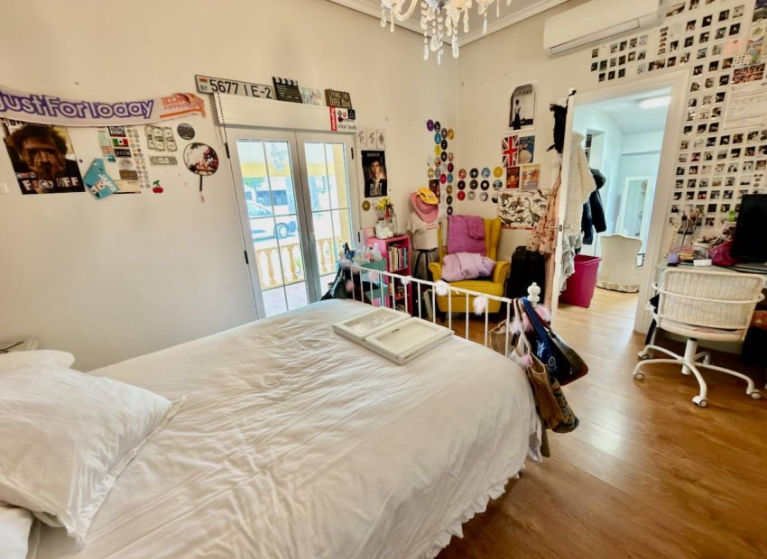 Resale - Villa - Almoradí - Heredades