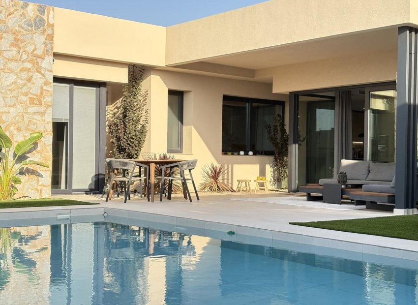 Resale - Villa - Altaona Golf and Country Village - Altaona Golf - Country Village