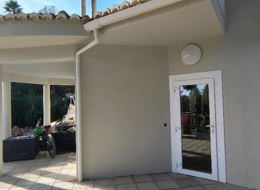 Resale - Villa - Altea - Marina Baja