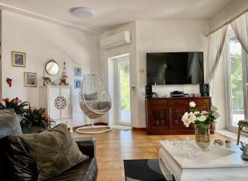 Resale - Villa - Altea - Marina Baja