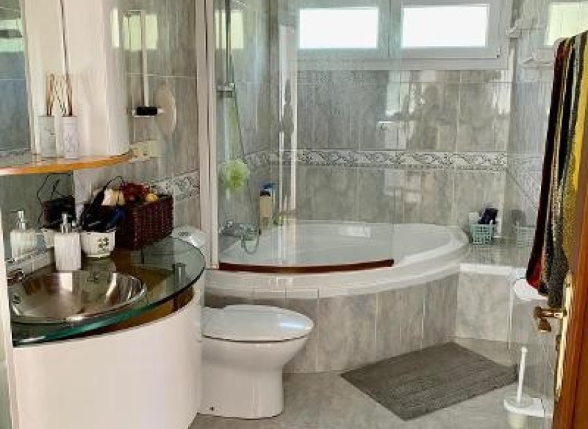 Resale - Villa - Altea - Marina Baja