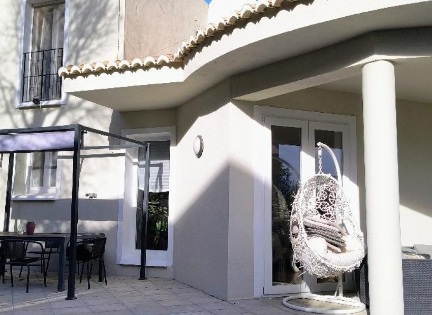 Resale - Villa - Altea - Marina Baja