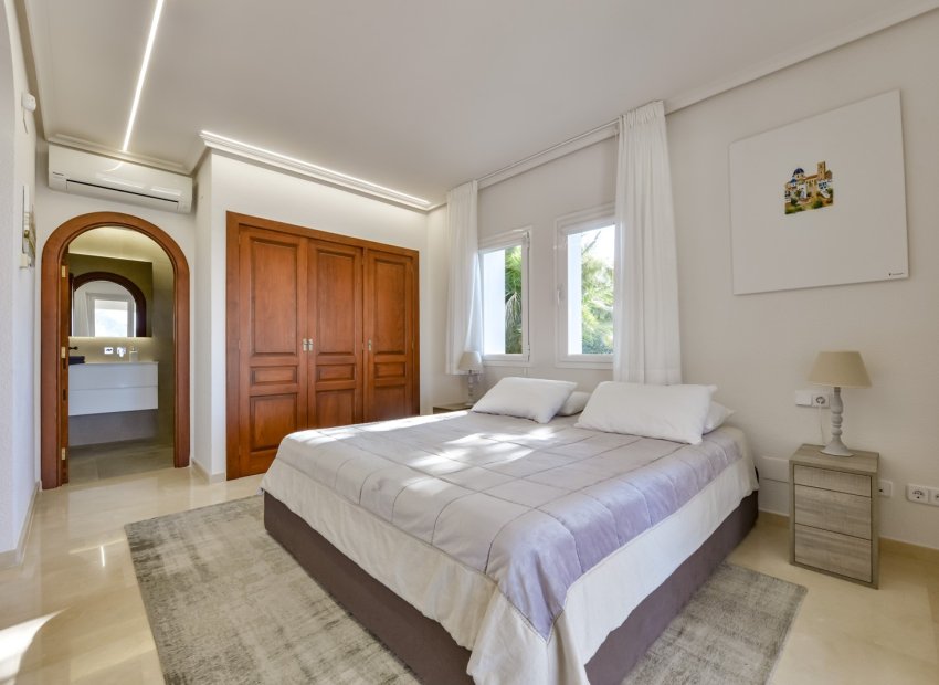 Resale - Villa - Altea - Sierra de Altea