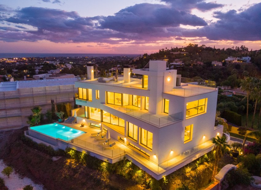 Resale - Villa - Benahavís - La Quinta