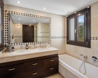 Resale - Villa - Benahavís - La Quinta