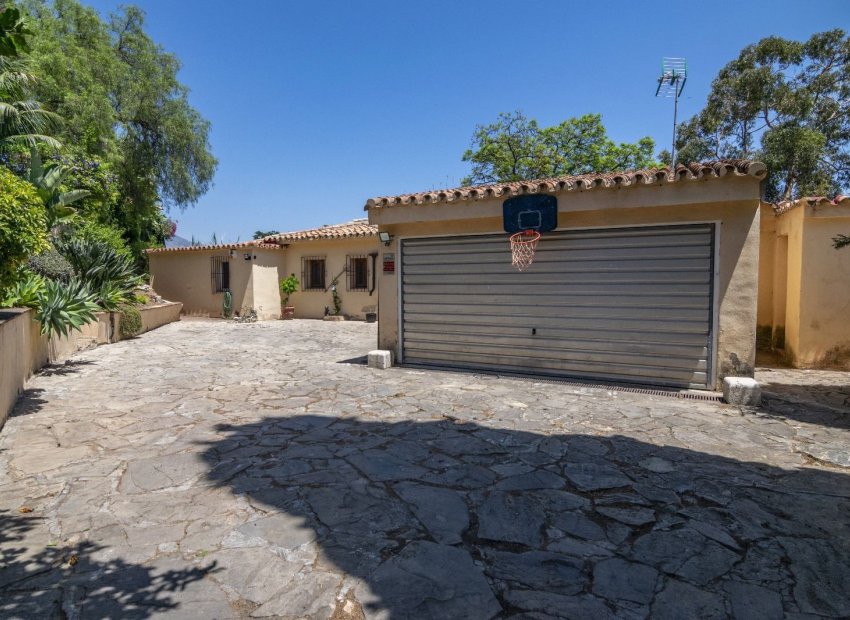 Resale - Villa - Benahavís - La Quinta