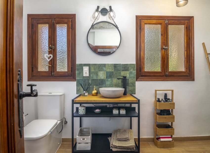 Resale - Villa - Benahavís - La Quinta