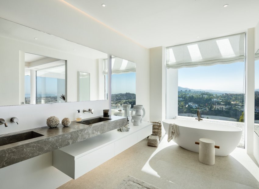 Resale - Villa - Benahavís - La Quinta