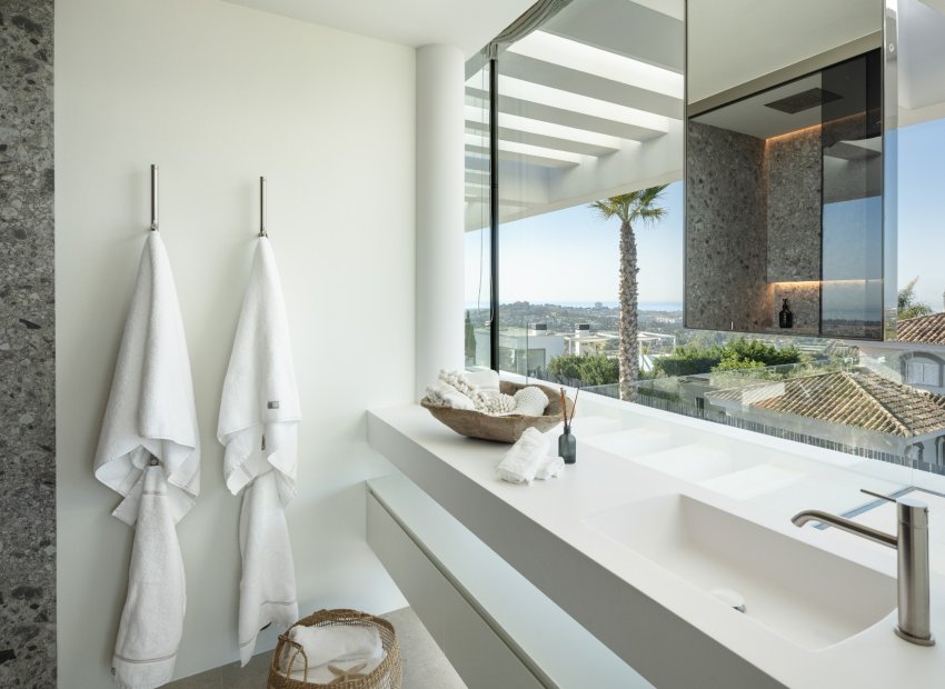 Resale - Villa - Benahavís - La Quinta