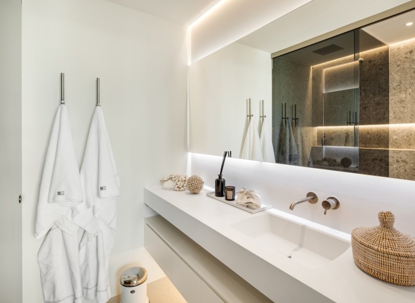 Resale - Villa - Benahavís - La Quinta