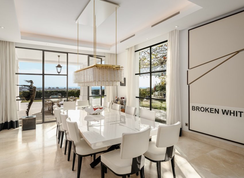 Resale - Villa - Benahavís