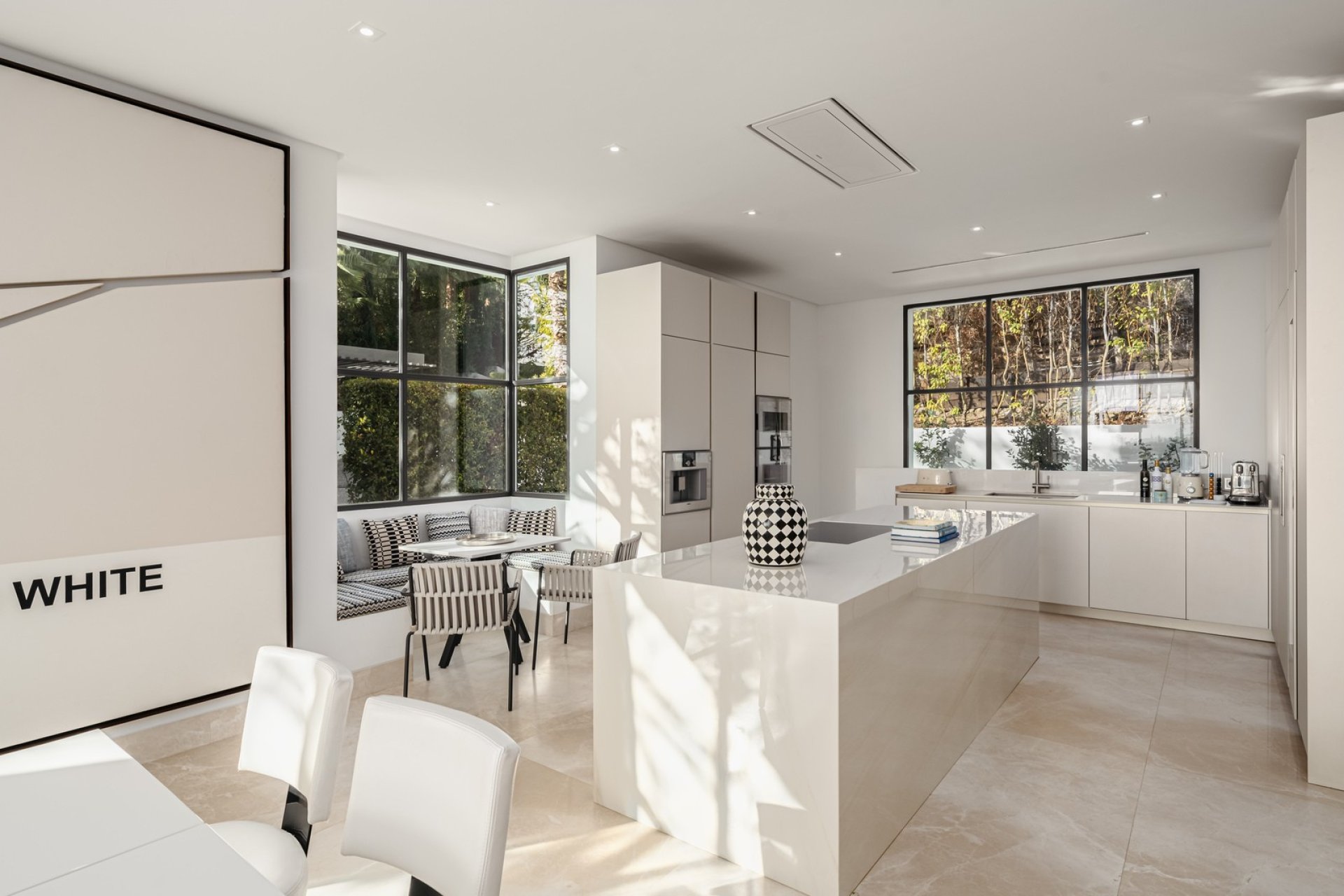 Resale - Villa - Benahavís