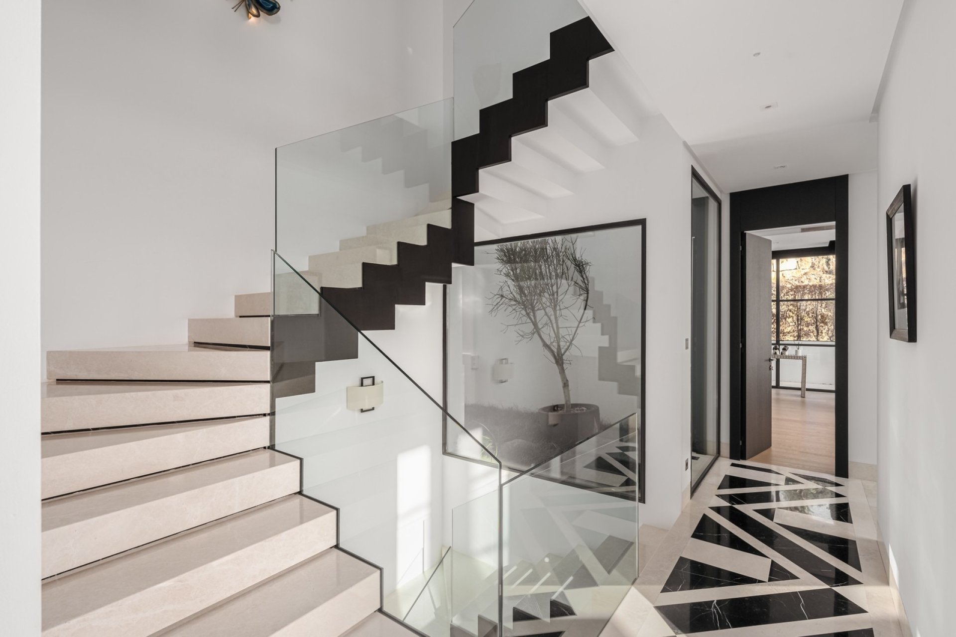 Resale - Villa - Benahavís