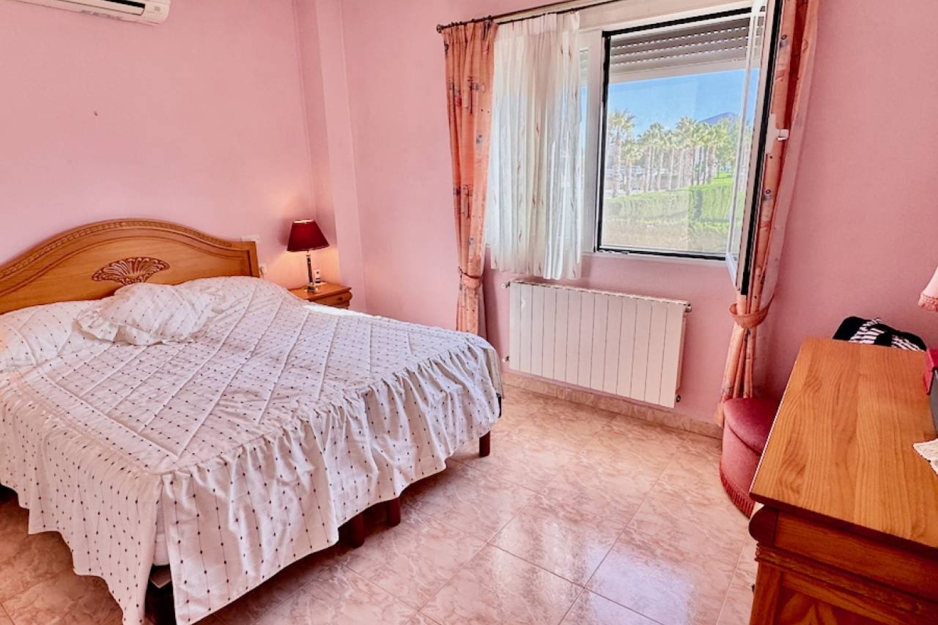 Resale - Villa - Benferri