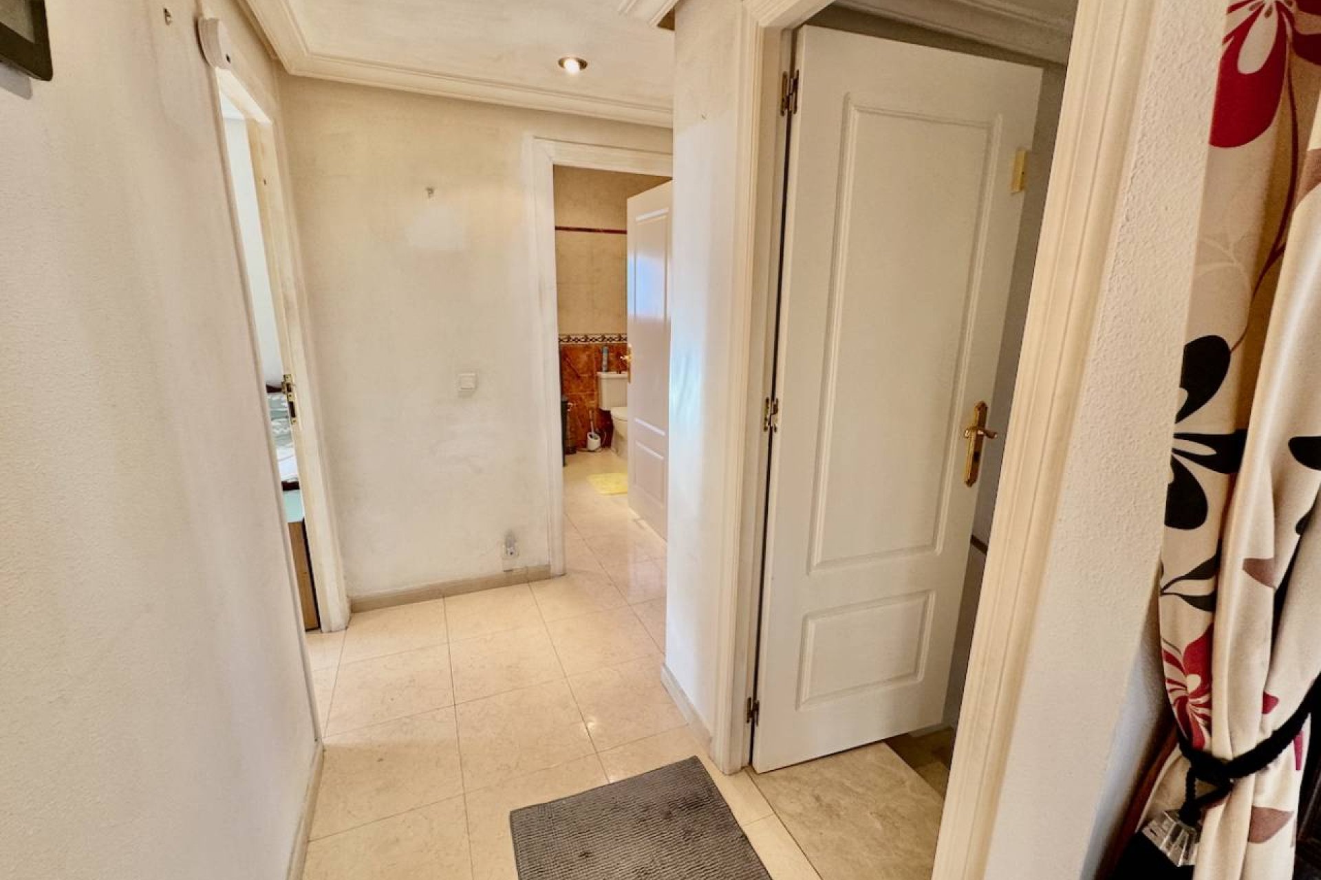 Resale - Villa - Benferri